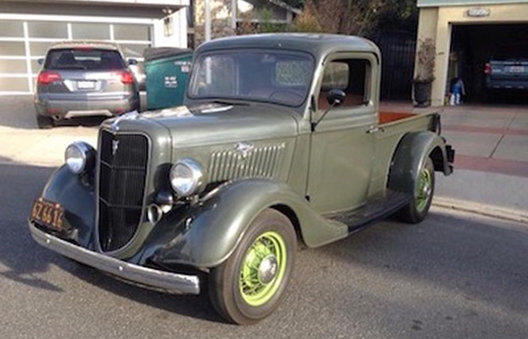 1935 Ford Model A (Pickup Truck)