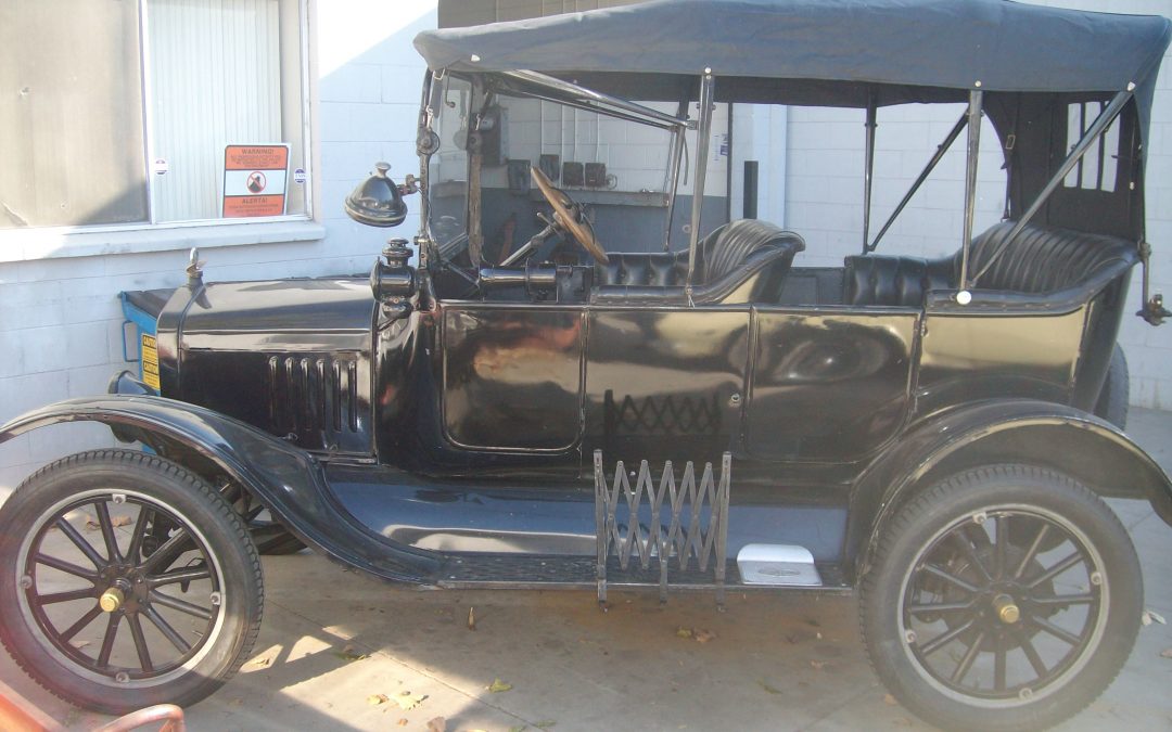 1919 Ford Touring