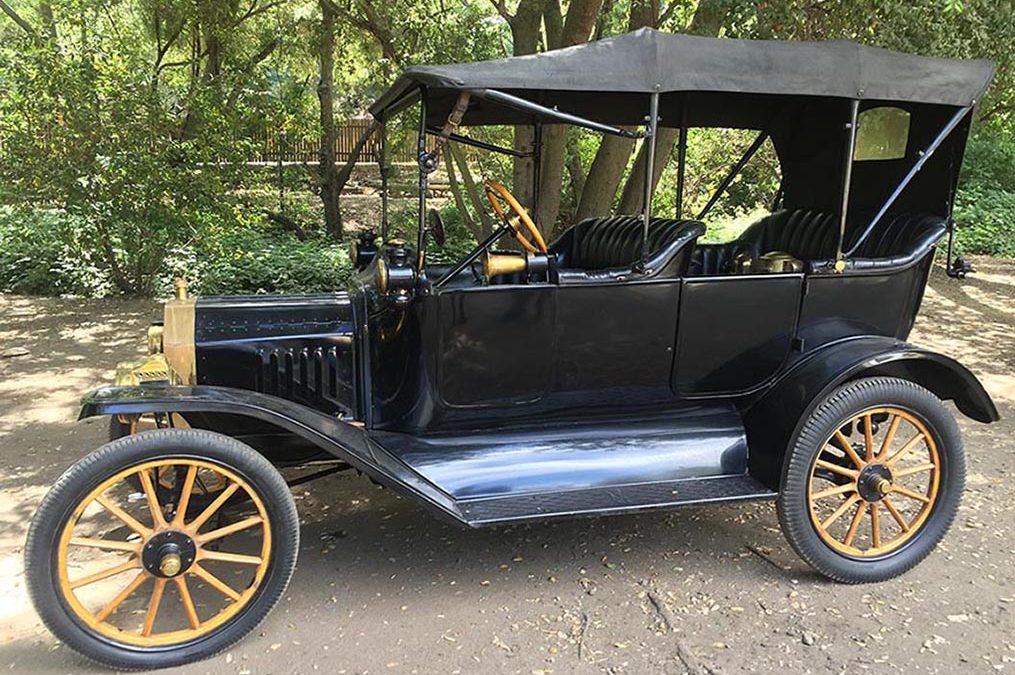 1915 Model T (Touring)