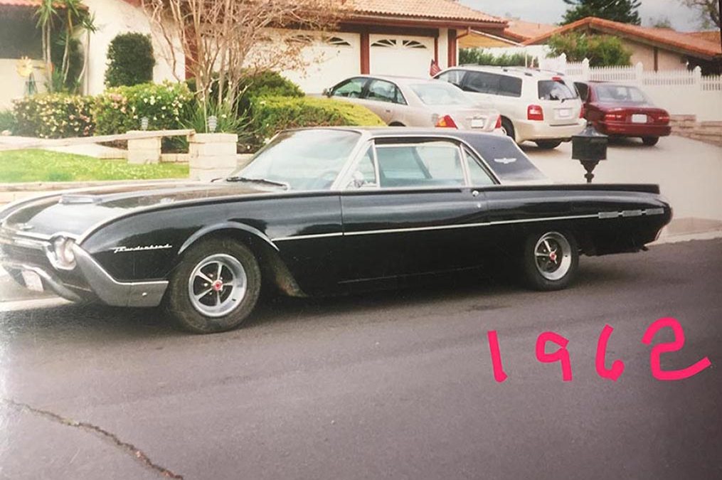 1962 Ford Thunderbird