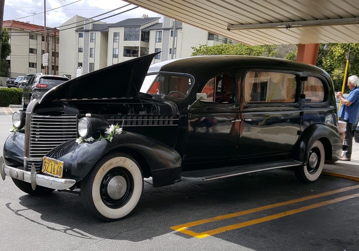 Deals 1938 Cadillac Funeral car