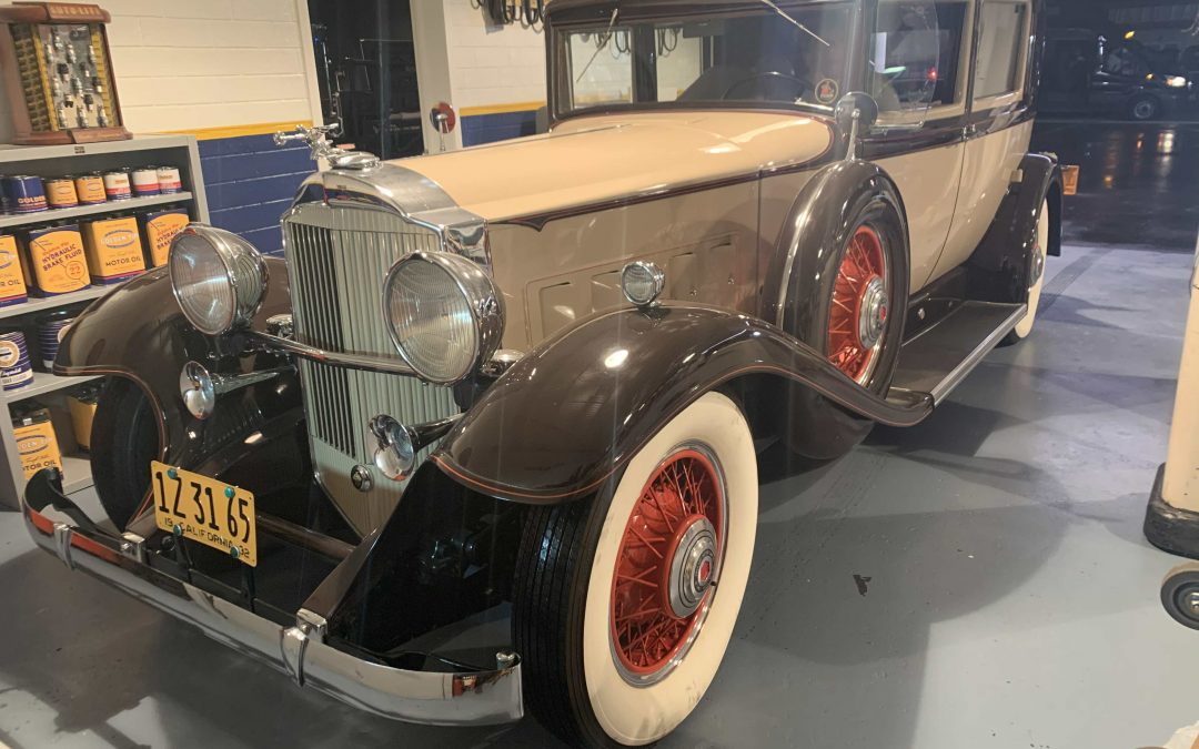 1932 Packard Sedan